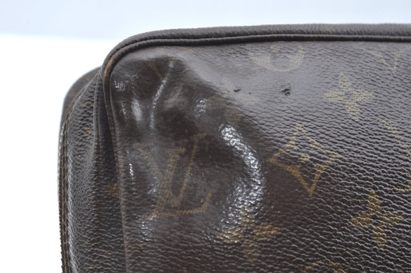 Auth Louis Vuitton Monogram Trousse Toilette 28 Clutch Hand Bag M47522 LV K5661