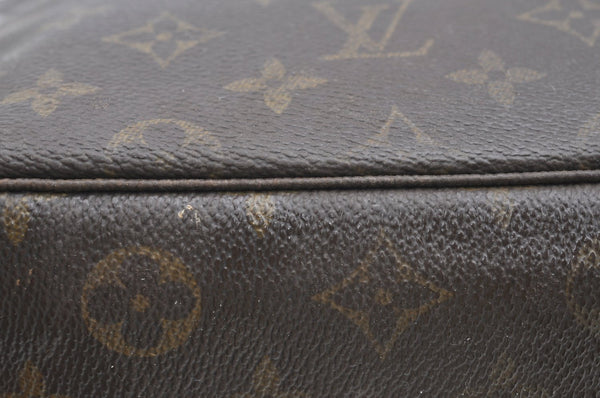 Auth Louis Vuitton Monogram Trousse Toilette 28 Clutch Hand Bag M47522 LV K5661