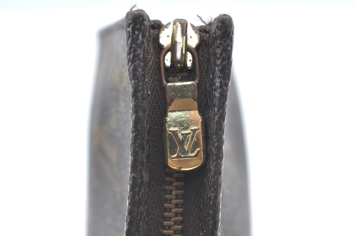 Auth Louis Vuitton Monogram Poche Toilette 15 M47546 Cosmetics Pouch Junk K5663