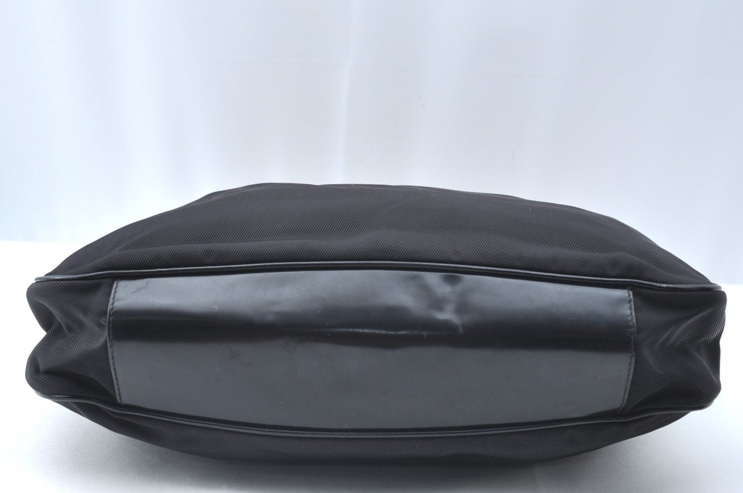 Authentic GUCCI Vintage Bamboo Shoulder Tote Bag Nylon Enamel Black K5664