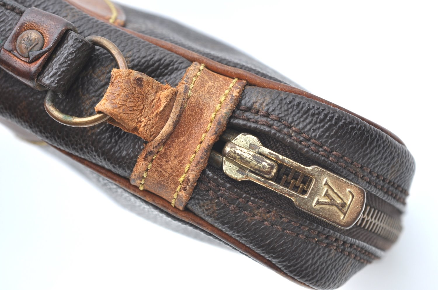 Auth Louis Vuitton Monogram Marly Dragonne PM Clutch Hand Bag Old Model K5670