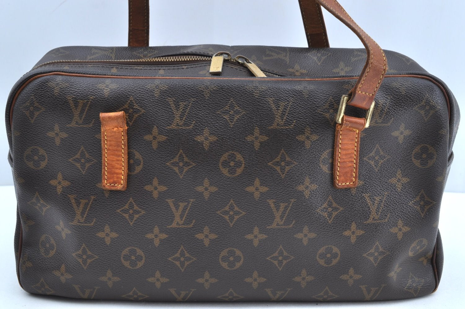 Authentic Louis Vuitton Monogram Cite GM Shoulder Bag M51181 LV Junk K5675