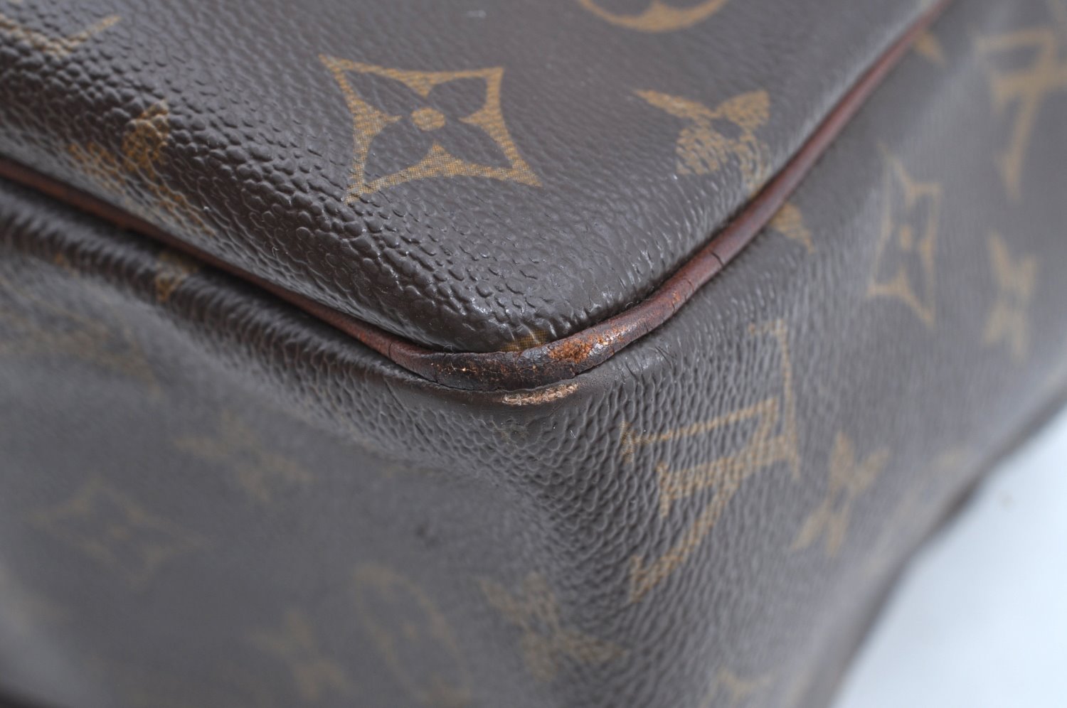 Authentic Louis Vuitton Monogram Cite GM Shoulder Bag M51181 LV Junk K5675