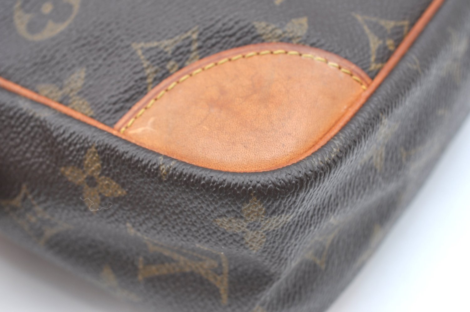 Authentic Louis Vuitton Monogram Compiegne 28 Clutch Hand Bag M51845 LV K5677