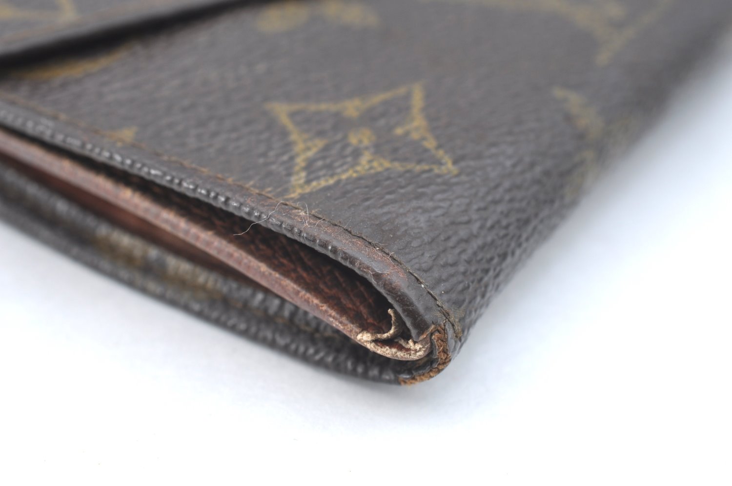 Authentic Louis Vuitton Monogram Porte Monnaie Billets Wallet M61660 LV K5695