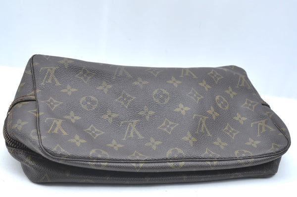 Auth Louis Vuitton Monogram Trousse Toilette 28 Clutch Hand Bag M47522 LV K5703