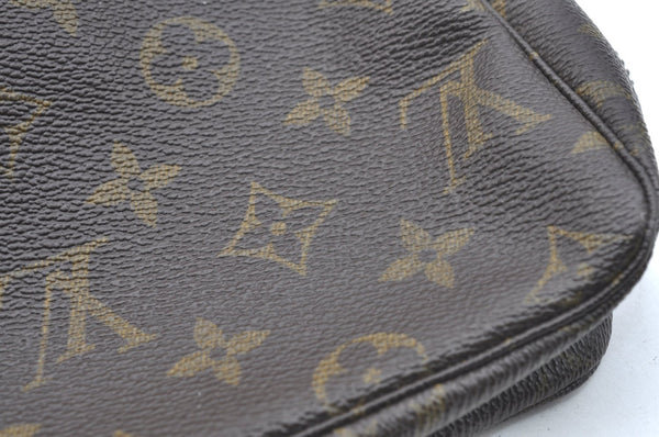Auth Louis Vuitton Monogram Trousse Toilette 28 Clutch Hand Bag M47522 LV K5703