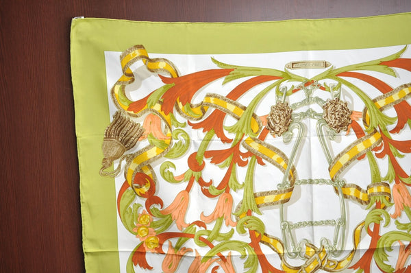 Authentic HERMES Carre 90 Scarf "LE MORS A LA CONETABLE" Silk Green Box K5729