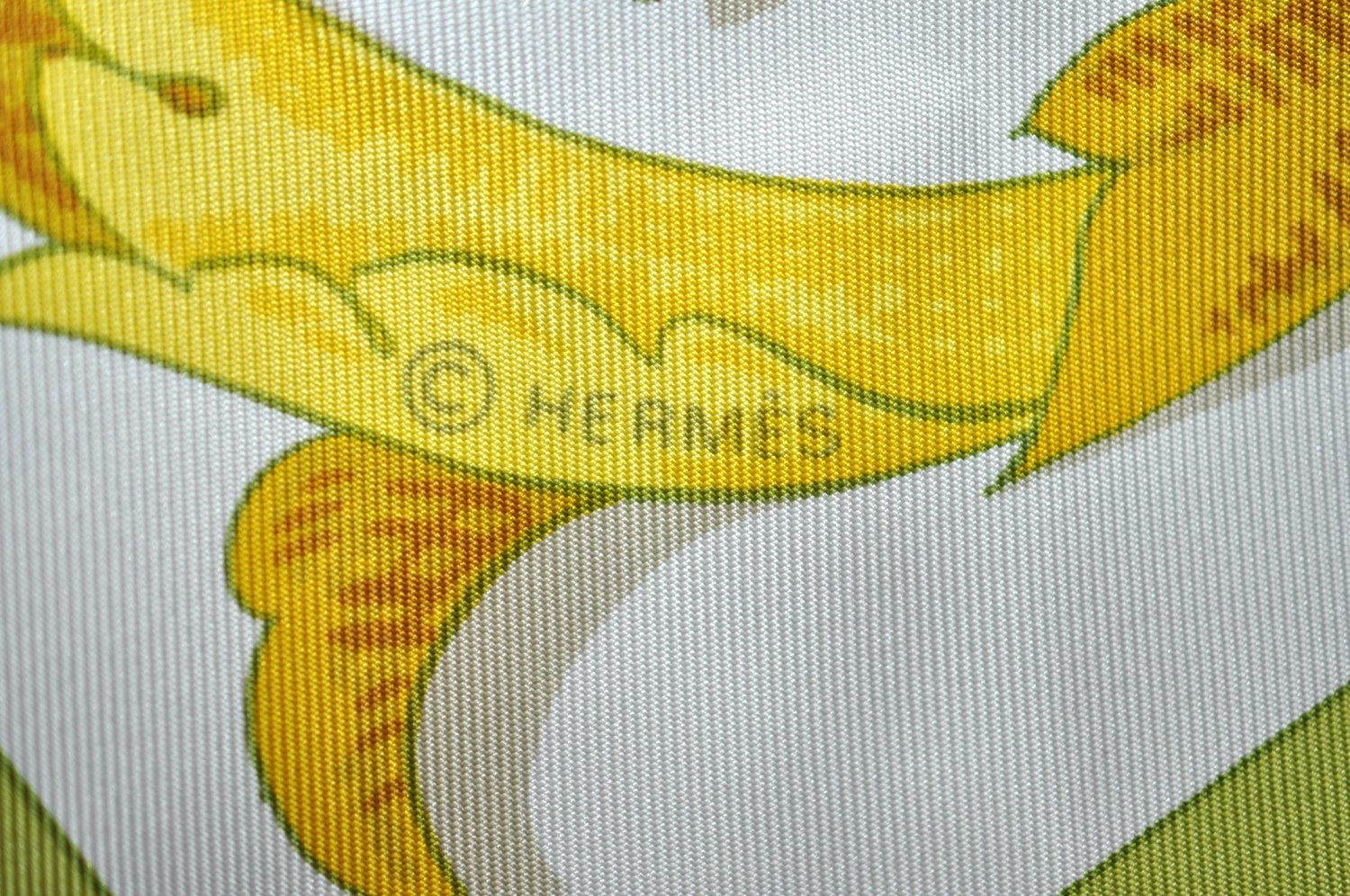 Authentic HERMES Carre 90 Scarf 