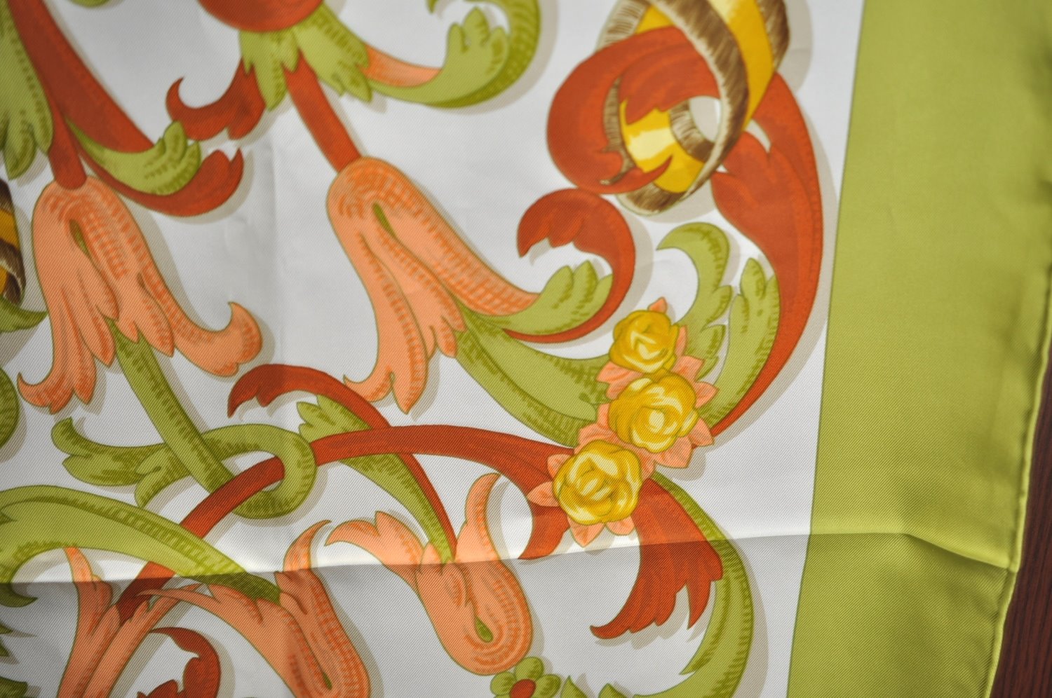 Authentic HERMES Carre 90 Scarf 