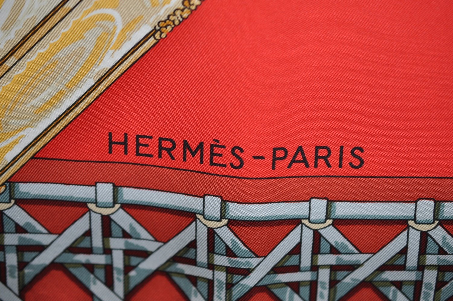 Authentic HERMES Carre 90 Scarf 