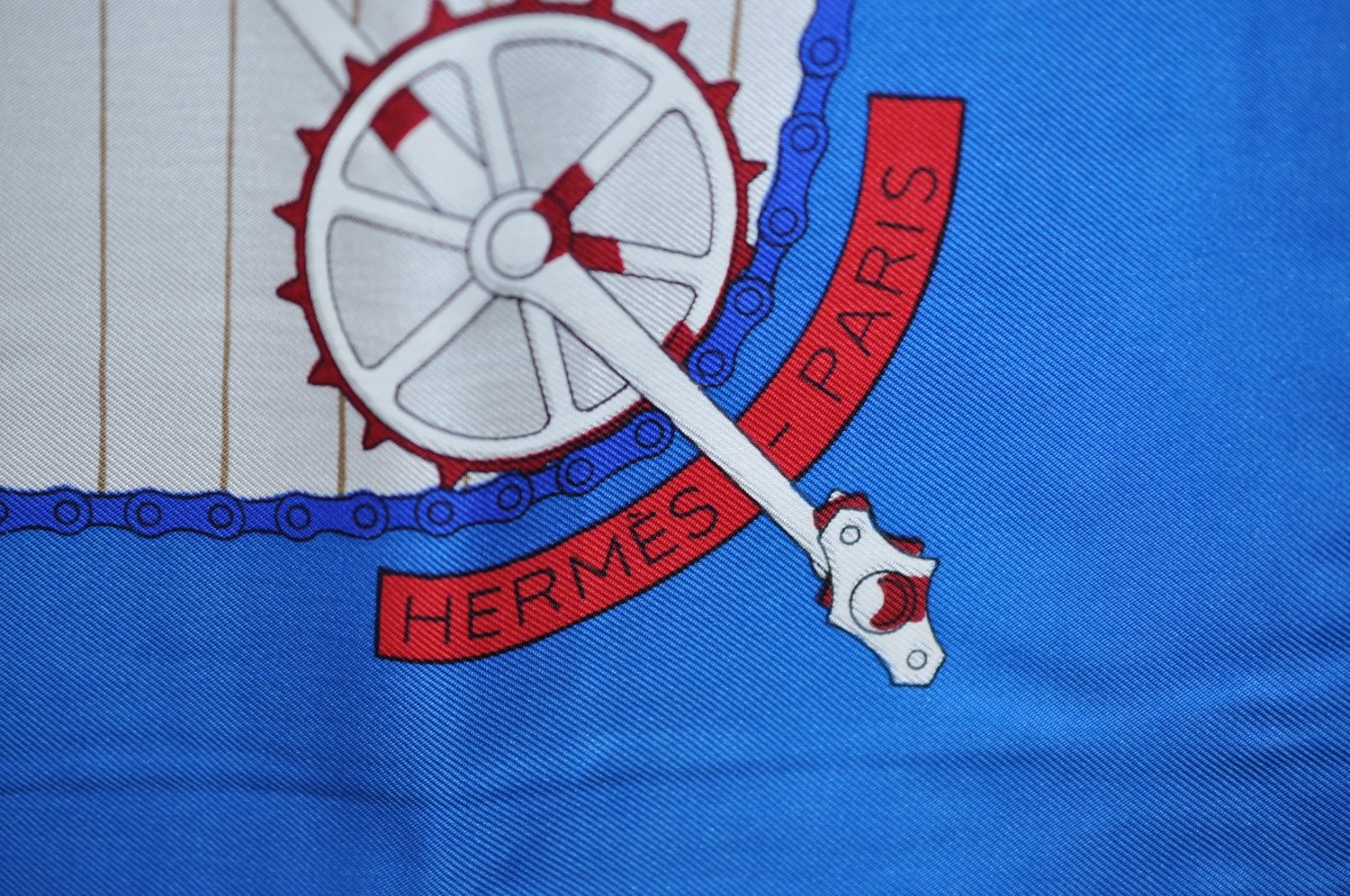 Authentic HERMES Carre 90 Scarf 