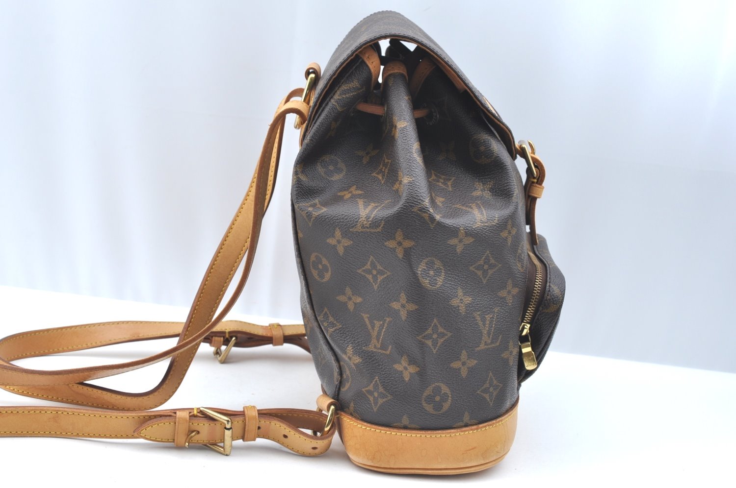 Authentic Louis Vuitton Monogram Montsouris MM Backpack M51136 LV K5754