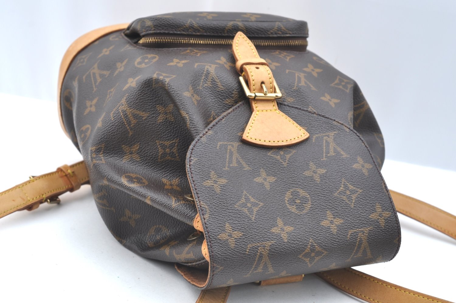 Authentic Louis Vuitton Monogram Montsouris MM Backpack M51136 LV K5754