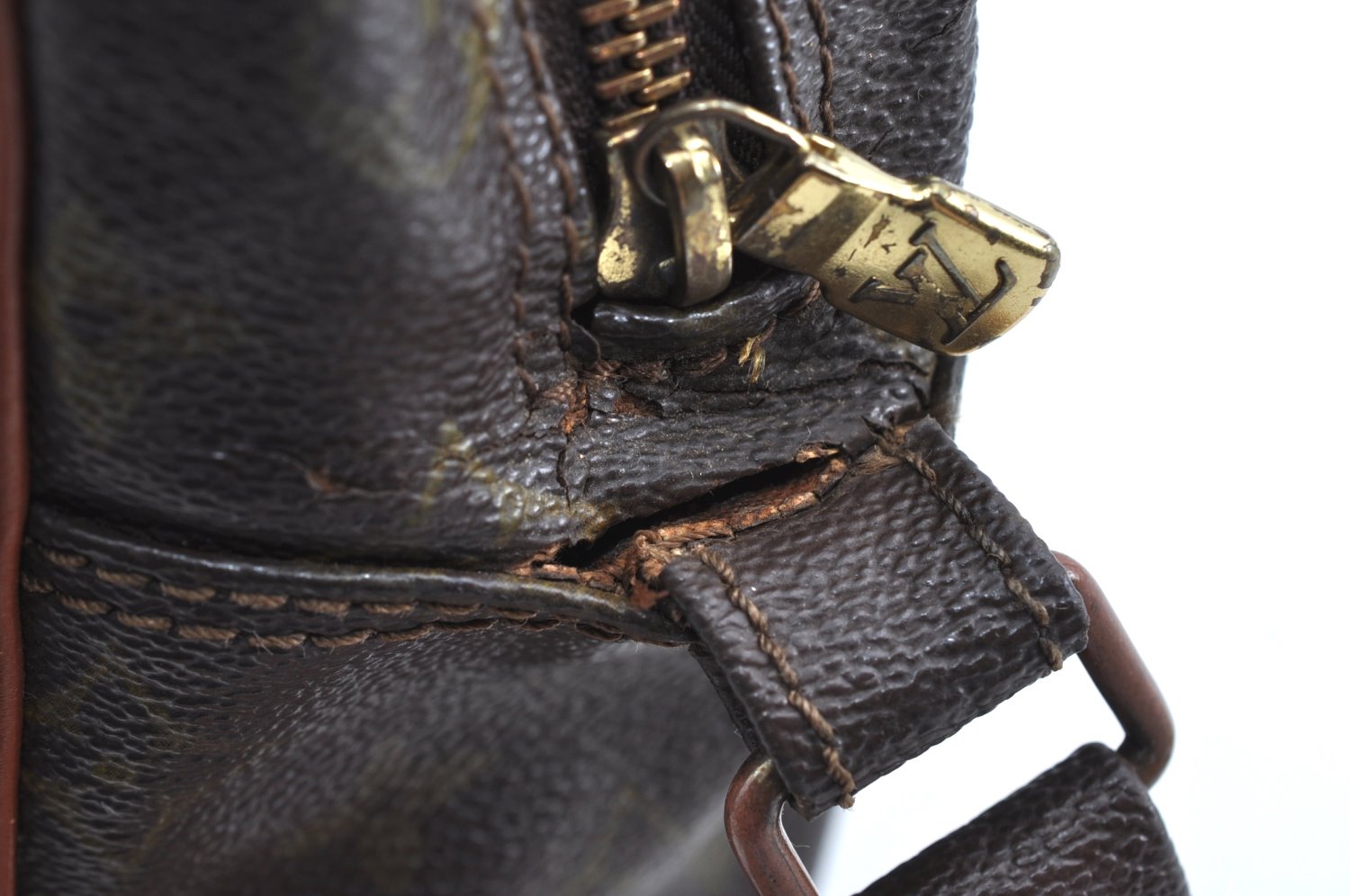 Authentic Louis Vuitton Monogram Marceau Shoulder Cross Bag M40264 LV Junk K5755