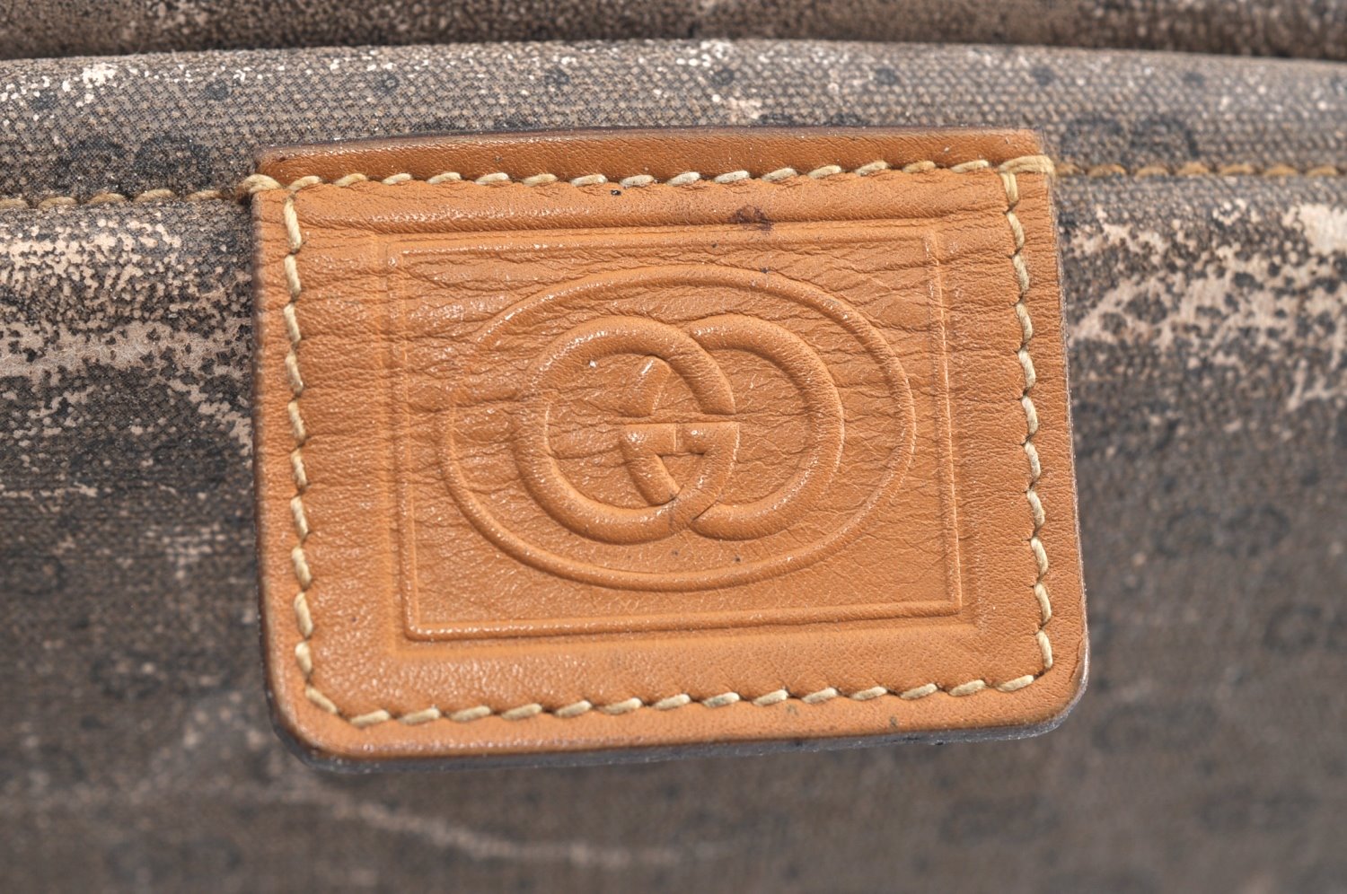 Authentic GUCCI Micro GG PVC Leather Clutch Hand Bag Purse Brown Junk K5760