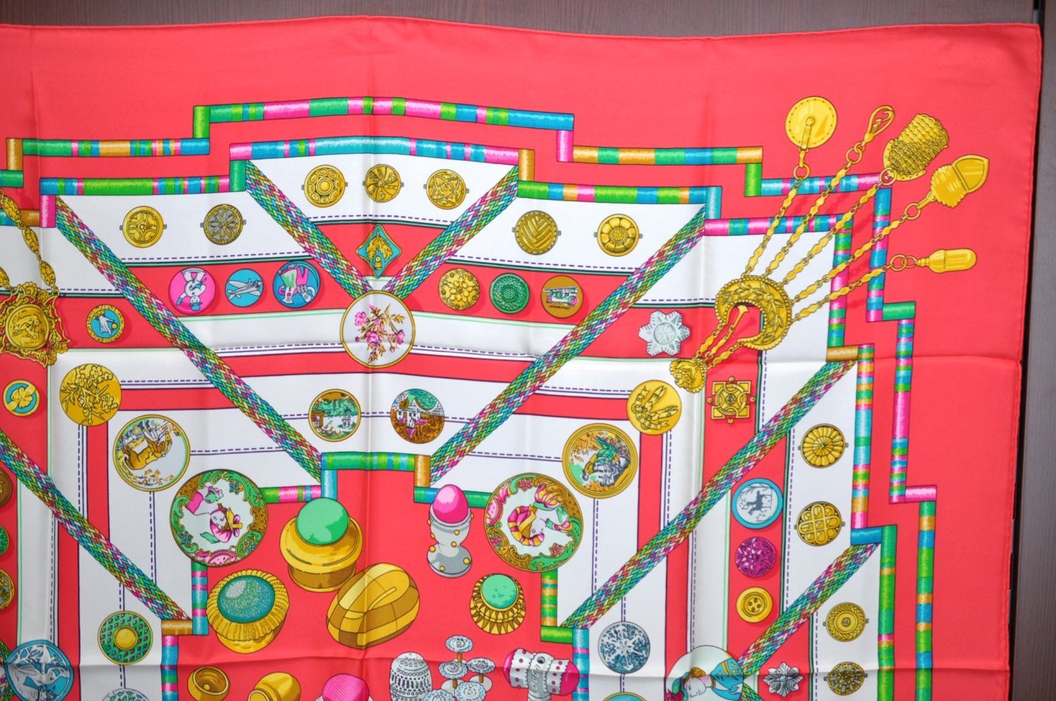 Authentic HERMES Carre 90 Scarf 