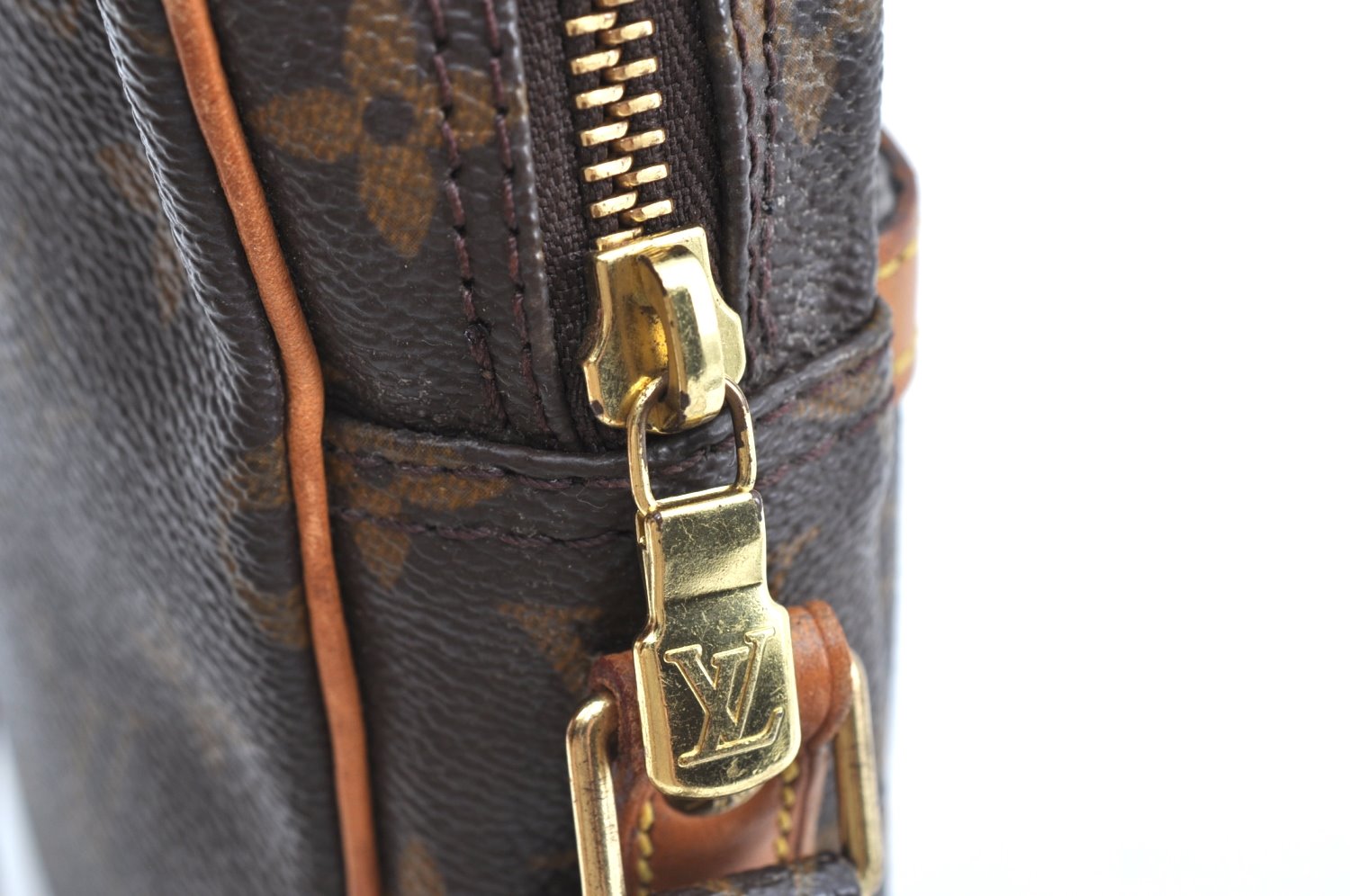 Authentic Louis Vuitton Monogram Danube Shoulder Cross Body Bag M45266 LV K5772