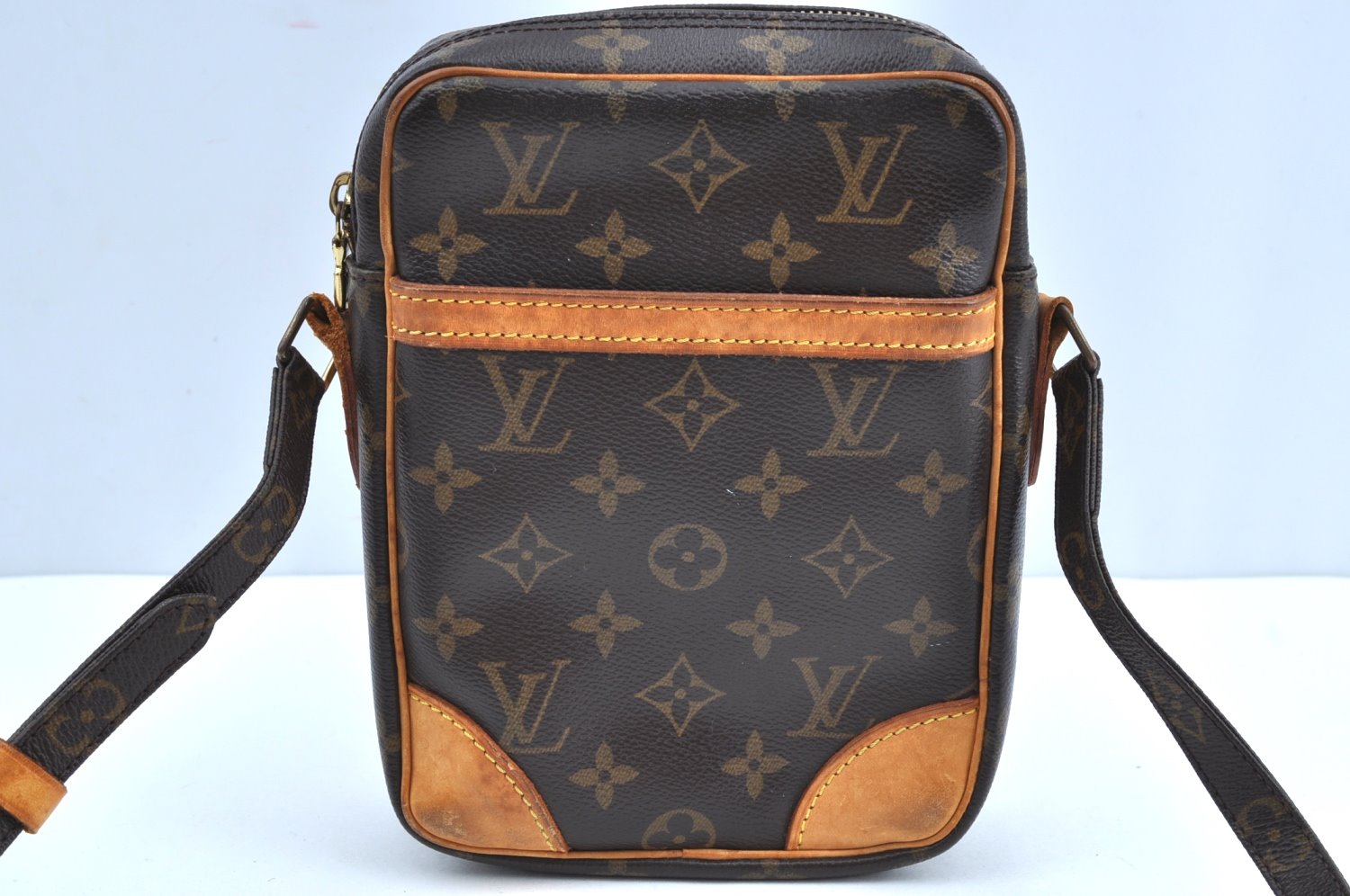 Authentic Louis Vuitton Monogram Danube Shoulder Cross Body Bag M45266 LV K5773
