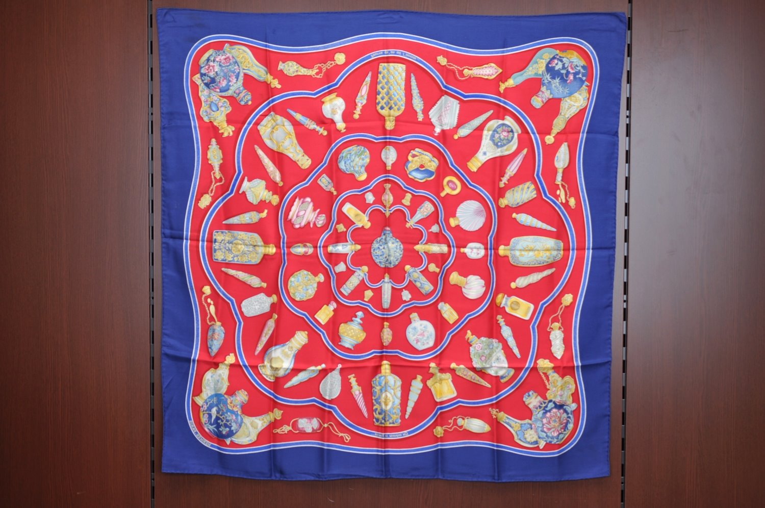 Authentic HERMES Carre 90 Scarf 