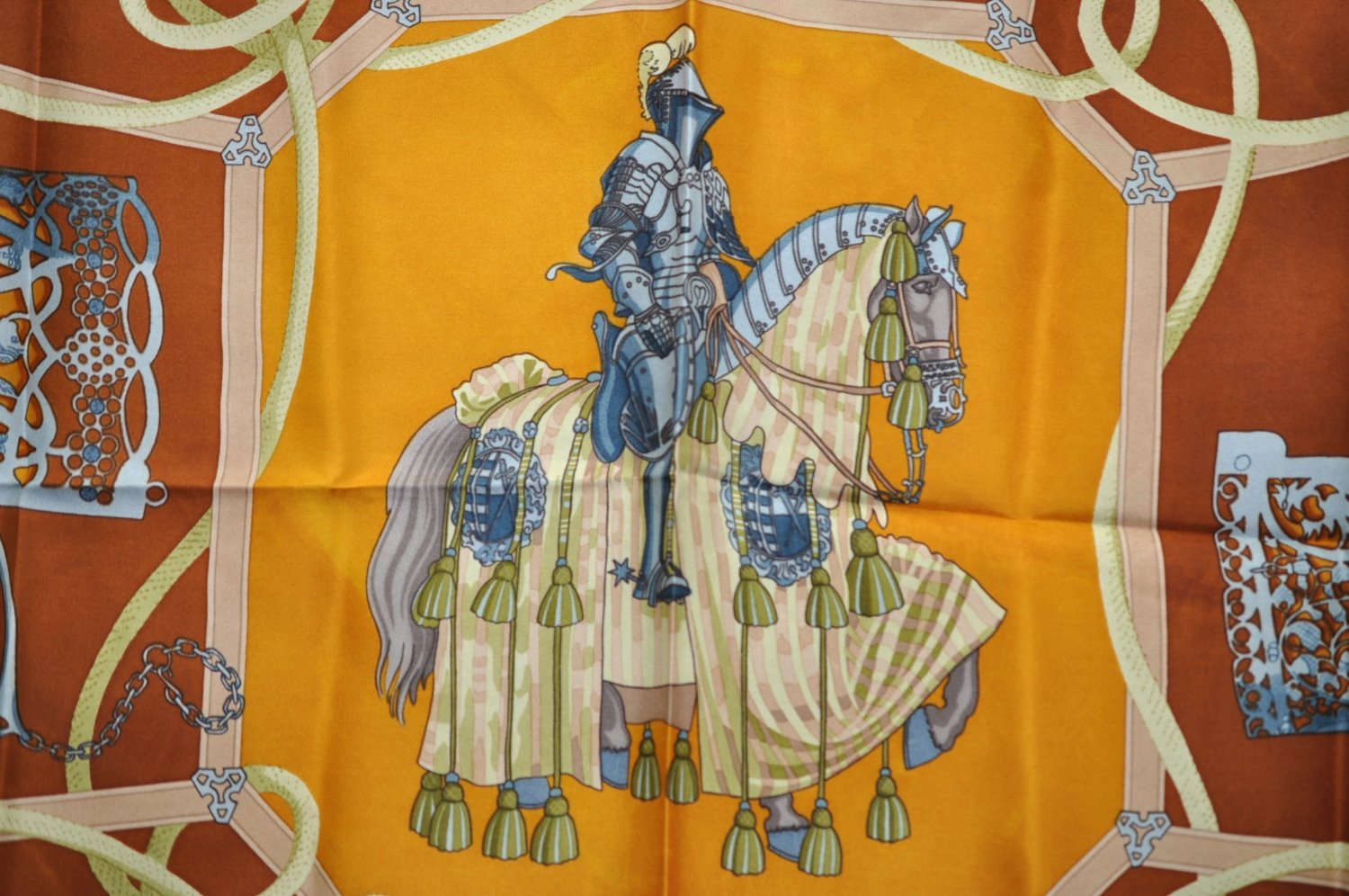 Authentic HERMES Carre 90 Scarf 