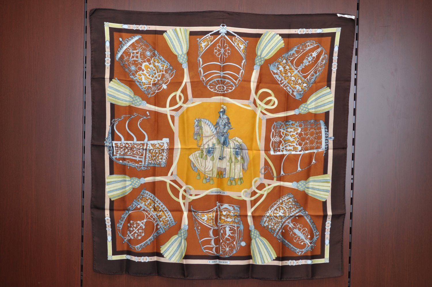 Authentic HERMES Carre 90 Scarf 