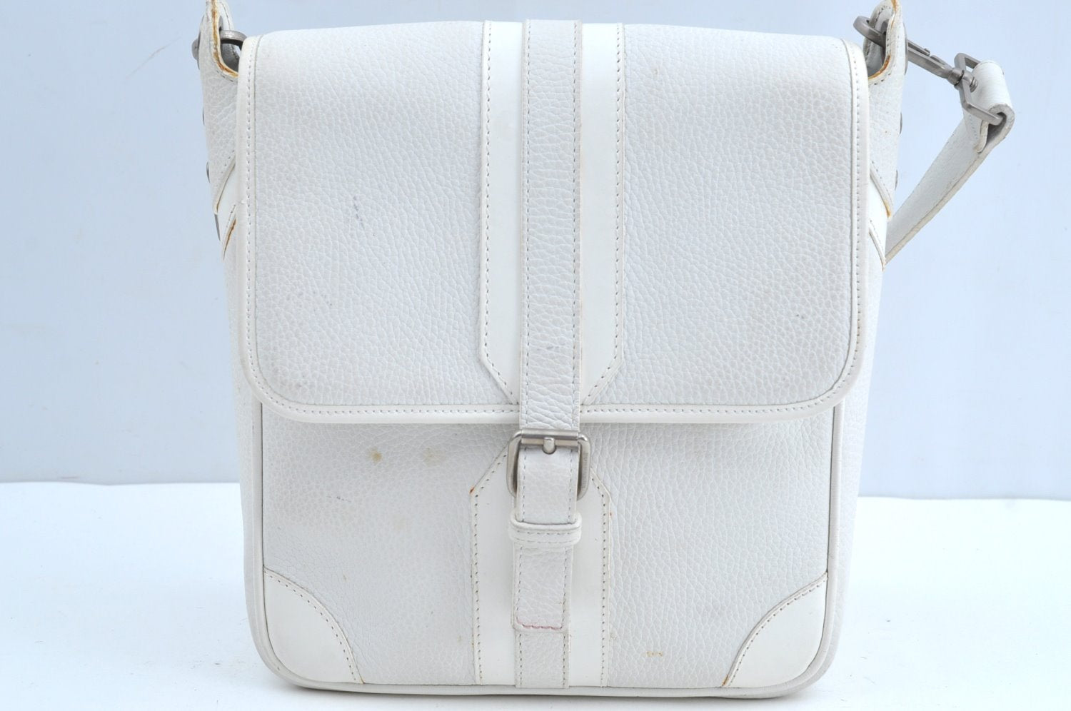 Authentic BURBERRY Vintage Leather Shoulder Bag Purse White K5837