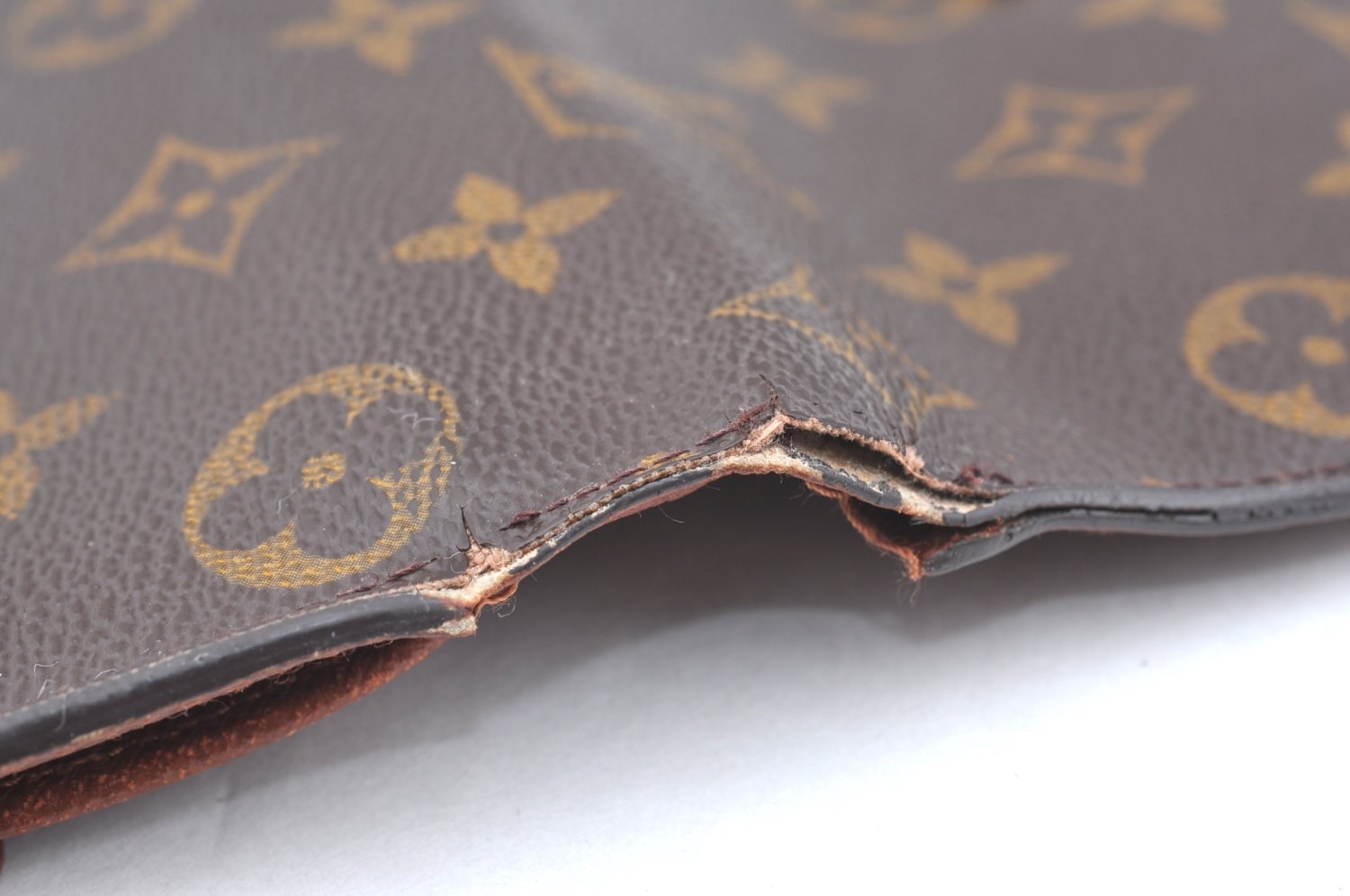 Authentic Louis Vuitton Monogram Porte Tresor International M61215 Wallet K5870