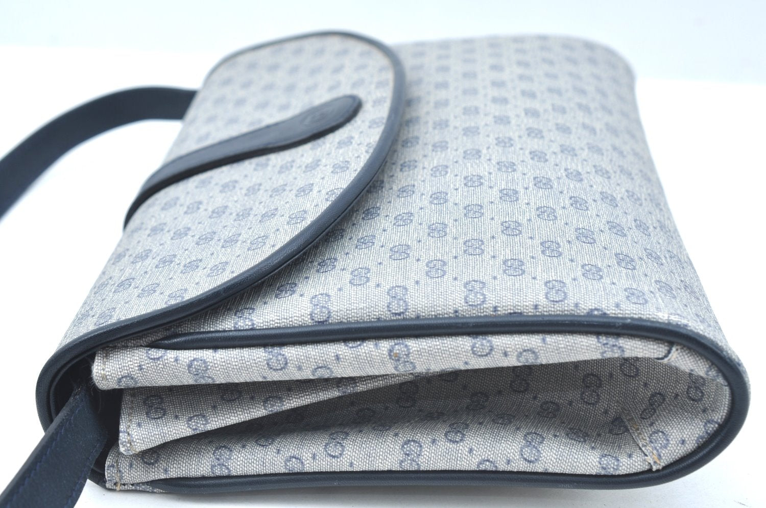 Authentic GUCCI Micro GG PVC Leather Shoulder Cross Body Bag Navy Blue K5871