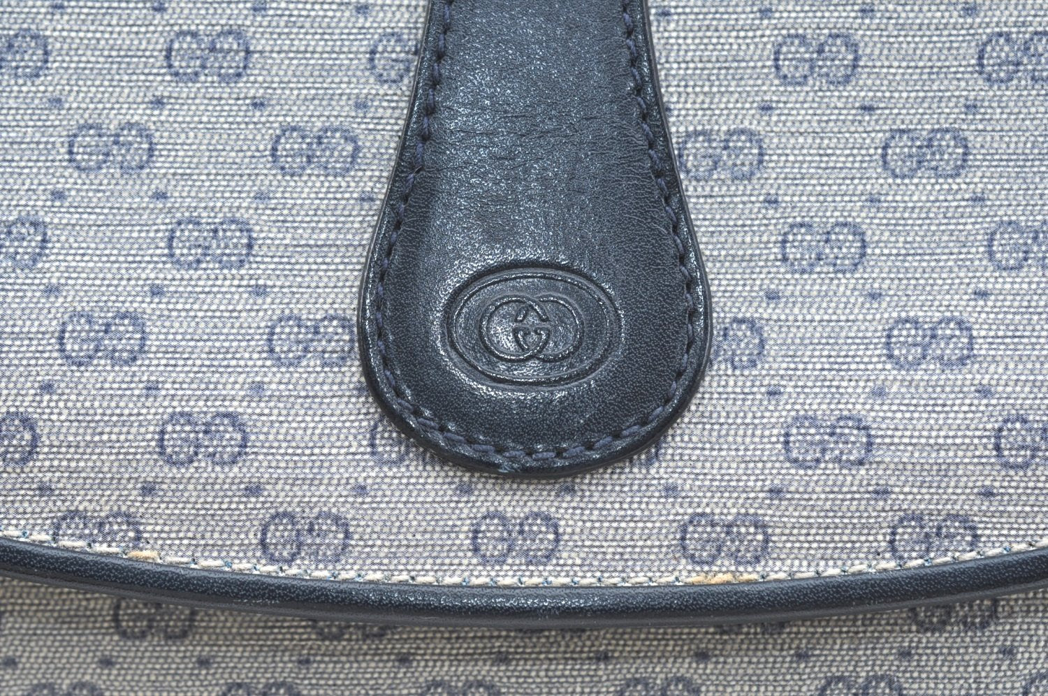 Authentic GUCCI Micro GG PVC Leather Shoulder Cross Body Bag Navy Blue K5871