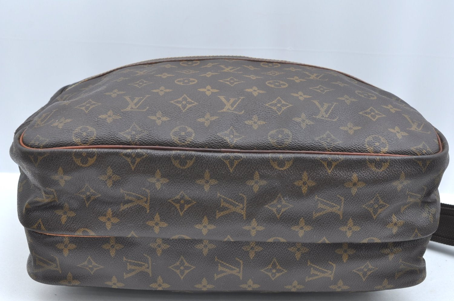 Auth Louis Vuitton Monogram Reporter GM Shoulder Cross Bag M45252 LV Junk K5872