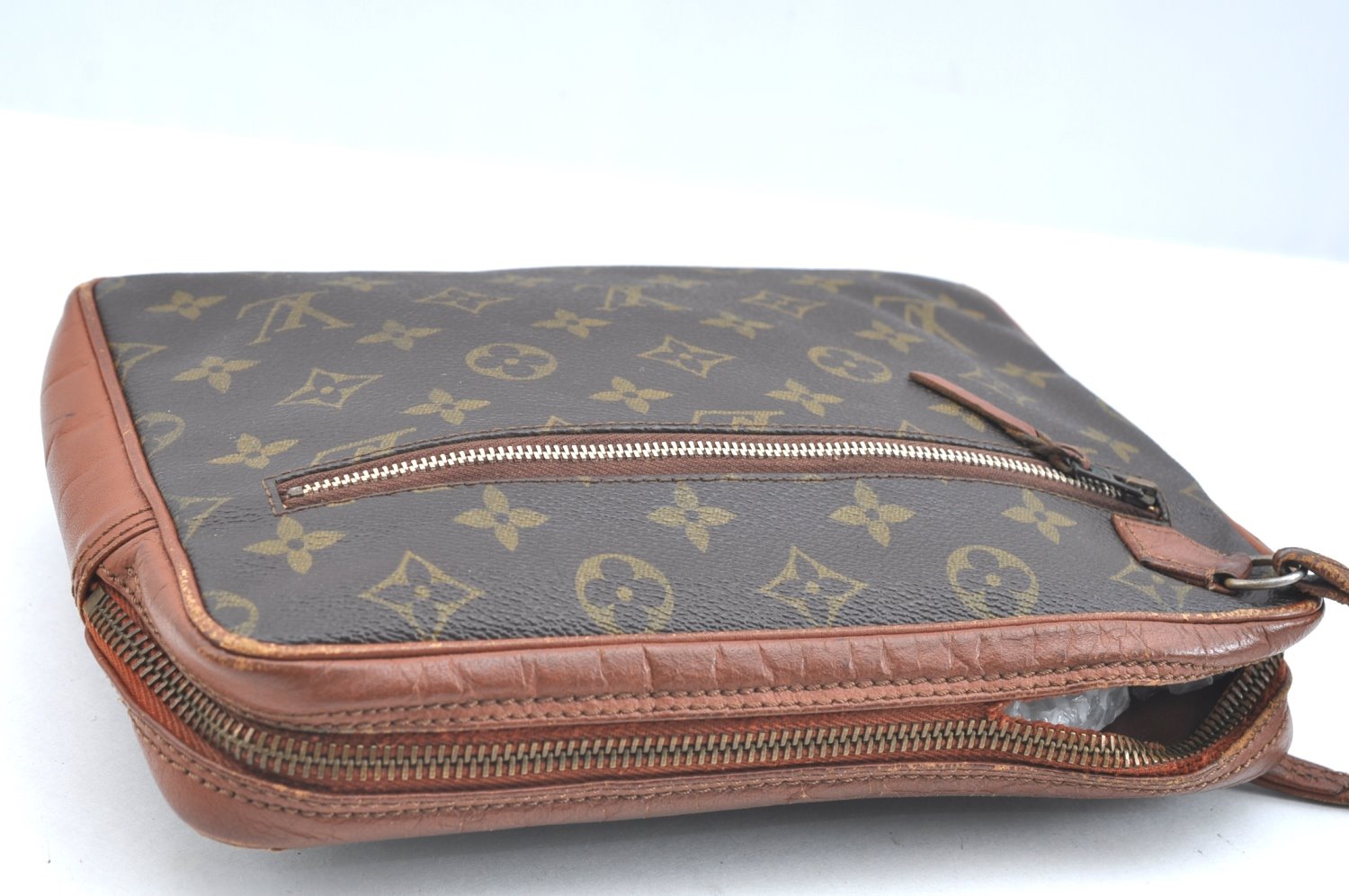 Authentic Louis Vuitton Monogram Pochette Sport Clutch Bag Old Model Junk K5878