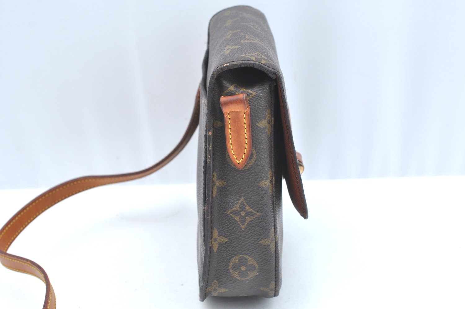 Auth Louis Vuitton Monogram Saint Cloud MM M51243 Shoulder Cross Bag Junk K5894