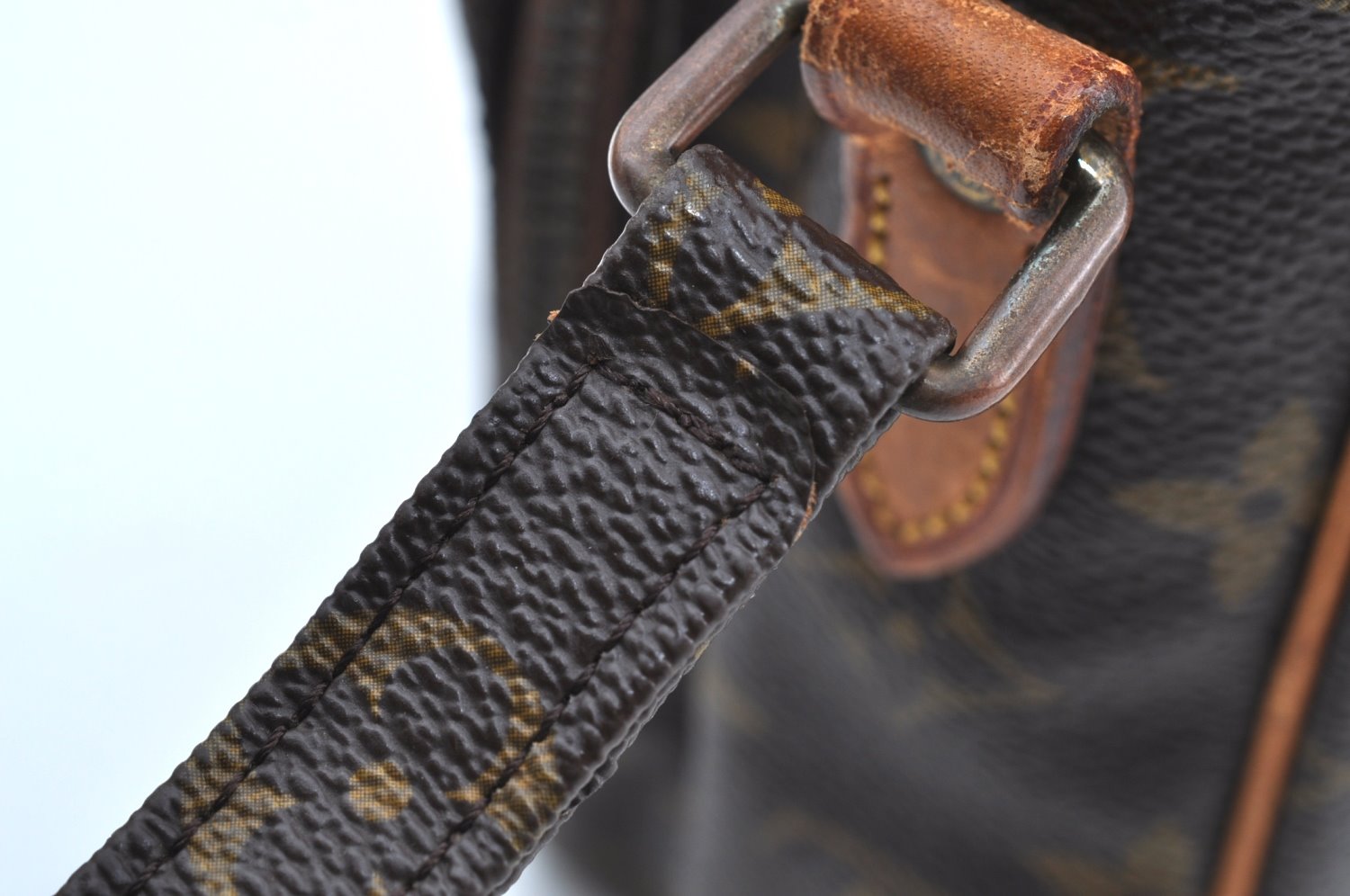 Auth Louis Vuitton Monogram Amazone Shoulder Cross Body Bag M45236 LV Junk K5922