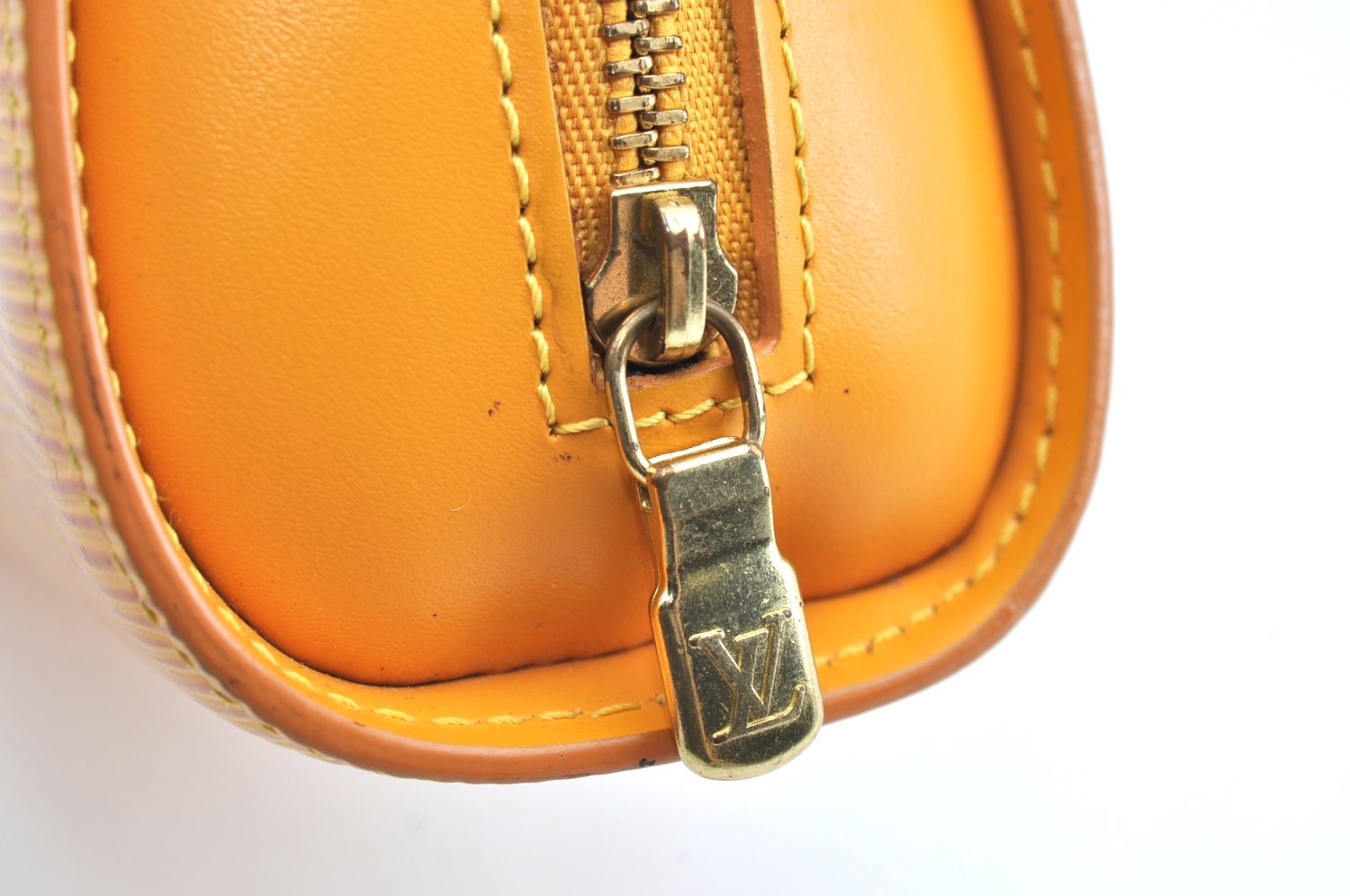 Authentic Louis Vuitton Epi Dauphine Cosmetic Pouch Yellow M48449 LV Junk K5925