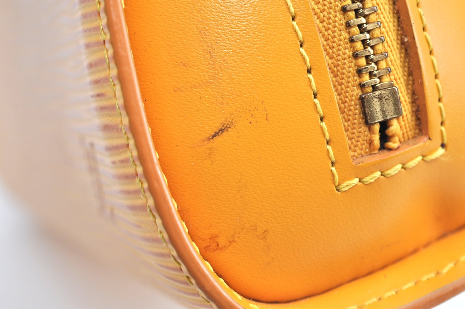 Authentic Louis Vuitton Epi Dauphine Cosmetic Pouch Yellow M48449 LV Junk K5925