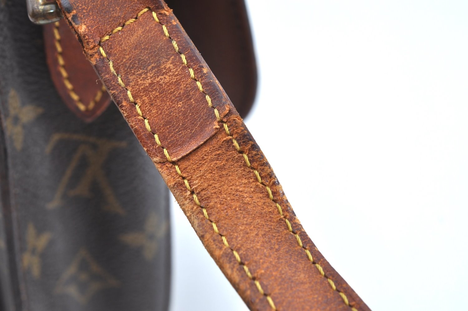 Authentic Louis Vuitton Monogram Saint Cloud GM M51242 Shoulder Cross Bag K5935