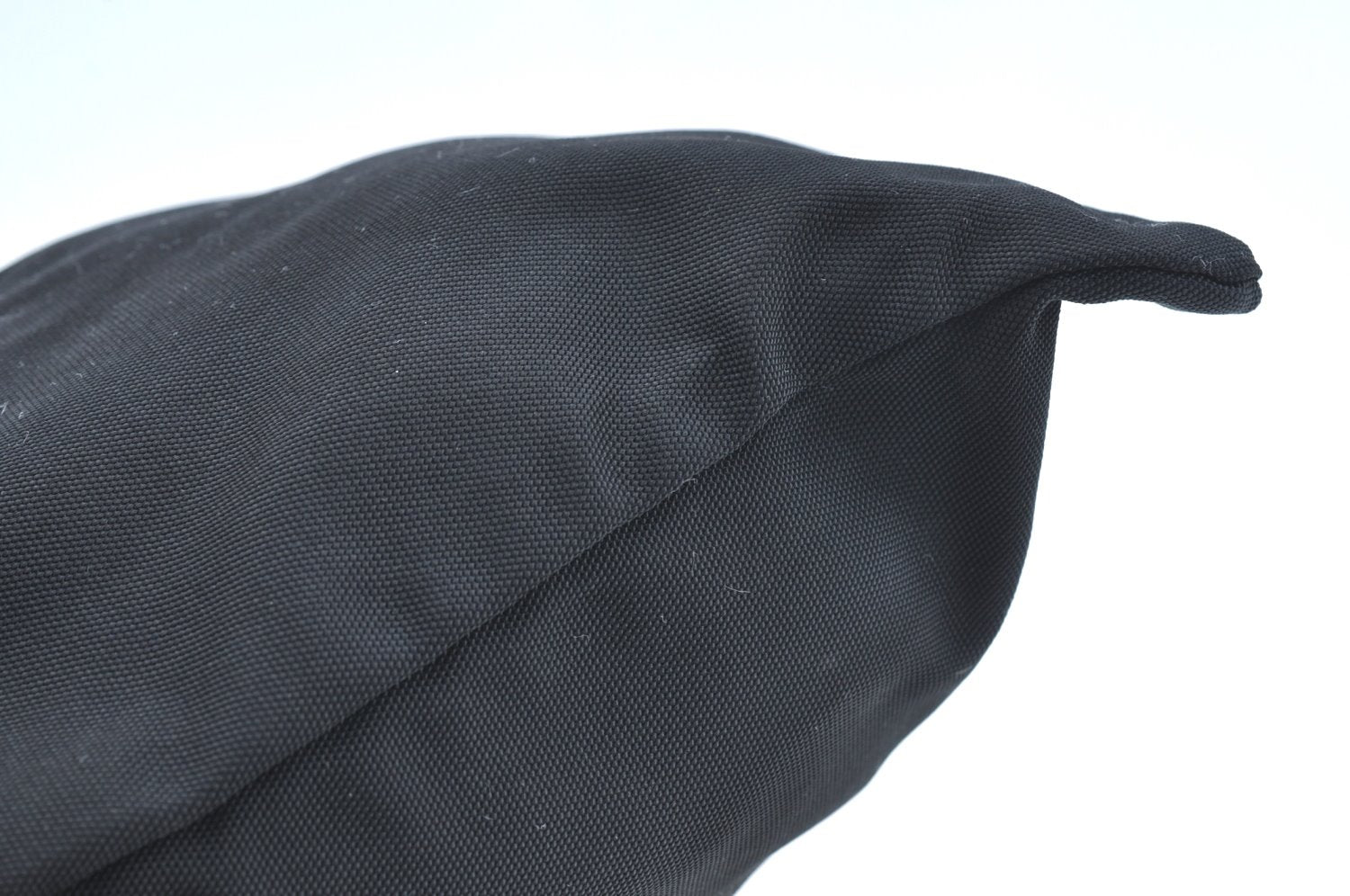 Authentic GUCCI Vintage Drawstring Pouch Purse Nylon Leather Black K5936