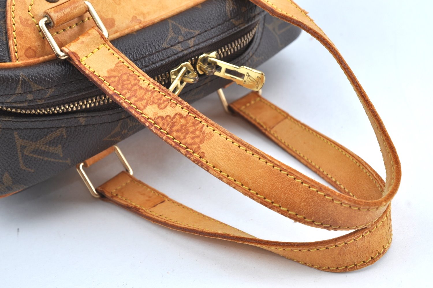 Authentic Louis Vuitton Monogram Excursion Hand Bag M41450 LV K5947