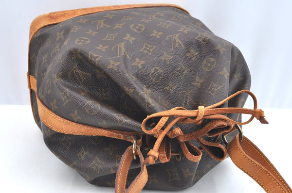 Authentic Louis Vuitton Monogram Noe Shoulder Drawstring Bag M42224 LV K5950