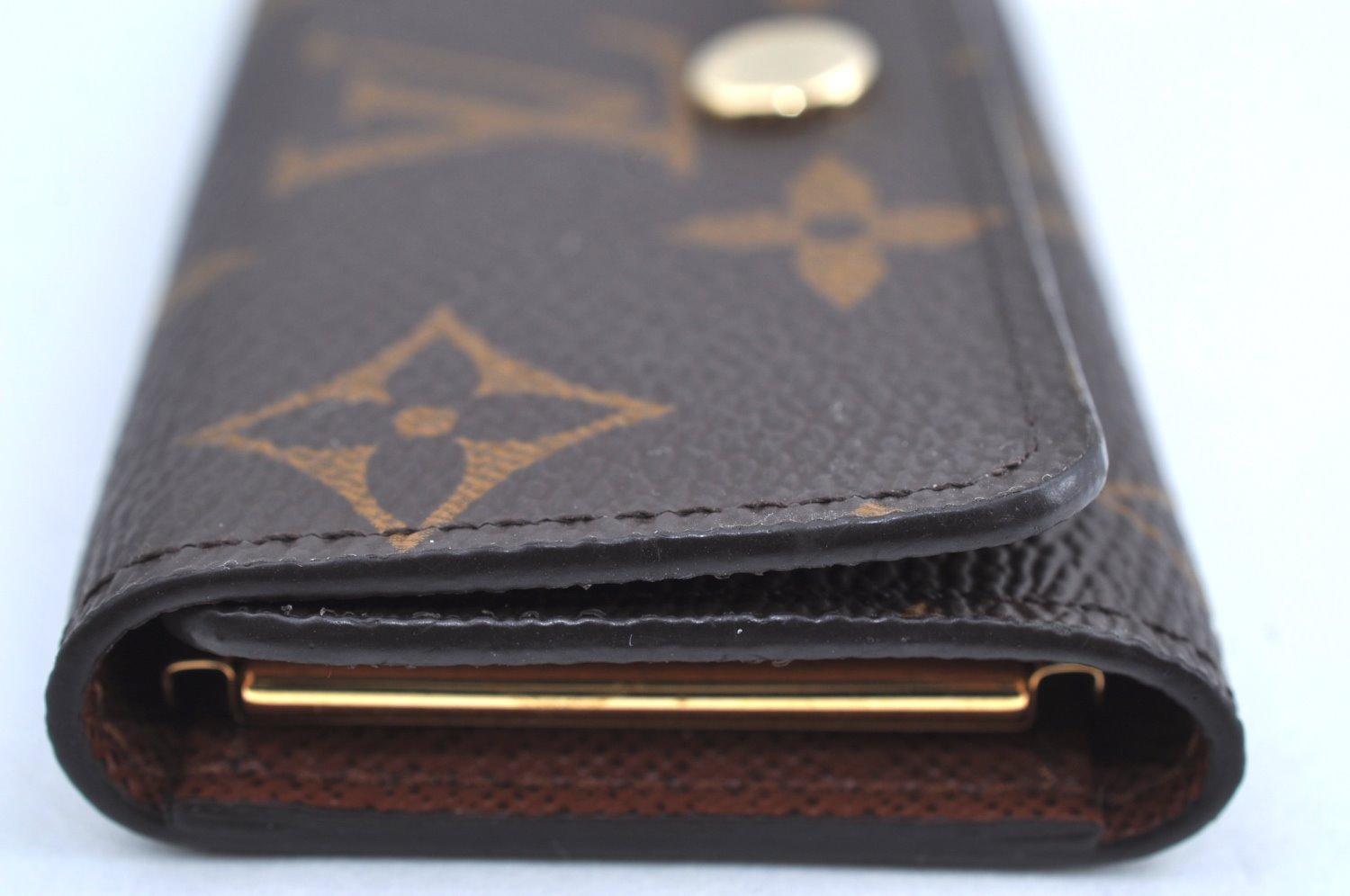 Authentic Louis Vuitton Monogram Multicles 4 Four Hooks Key Case M62631 LV K5957