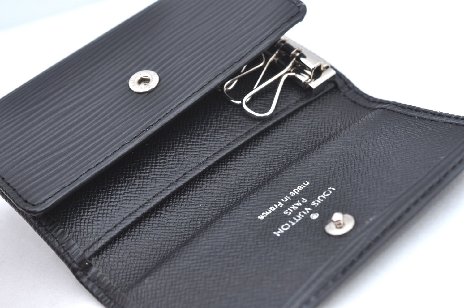 Authentic Louis Vuitton Epi Multicles 6 Key Case Black M63812 LV Box K5958