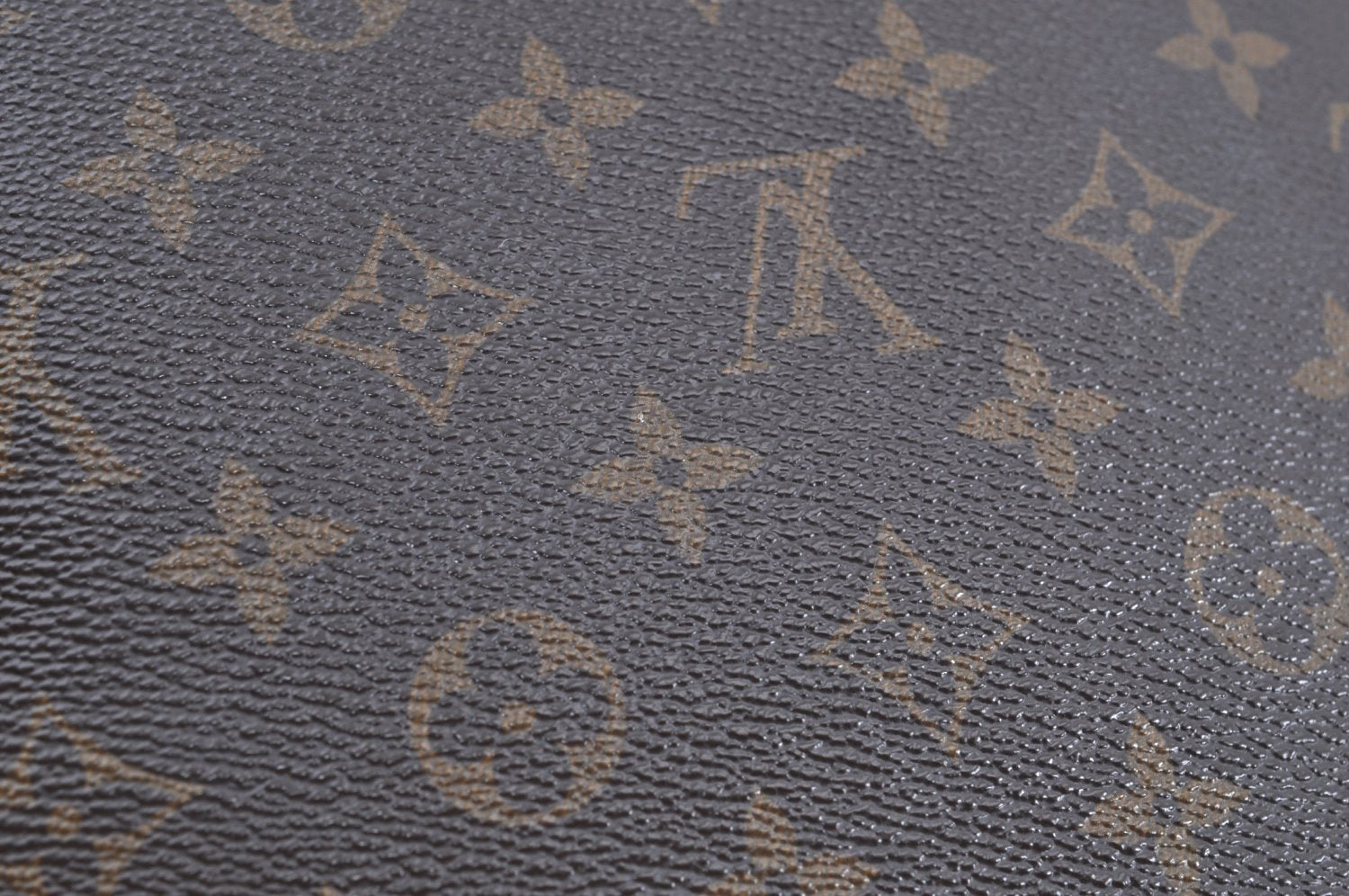 Authentic Louis Vuitton Monogram Pochette Valmy M40524 Shoulder Cross Bag K5963