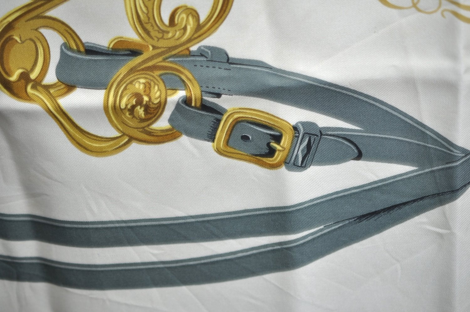 Authentic HERMES Carre 90 Scarf 