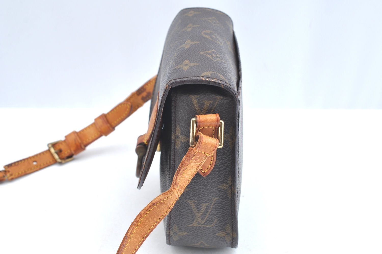 Authentic Louis Vuitton Monogram Saint Cloud PM M51244 Shoulder Bag Junk K6016