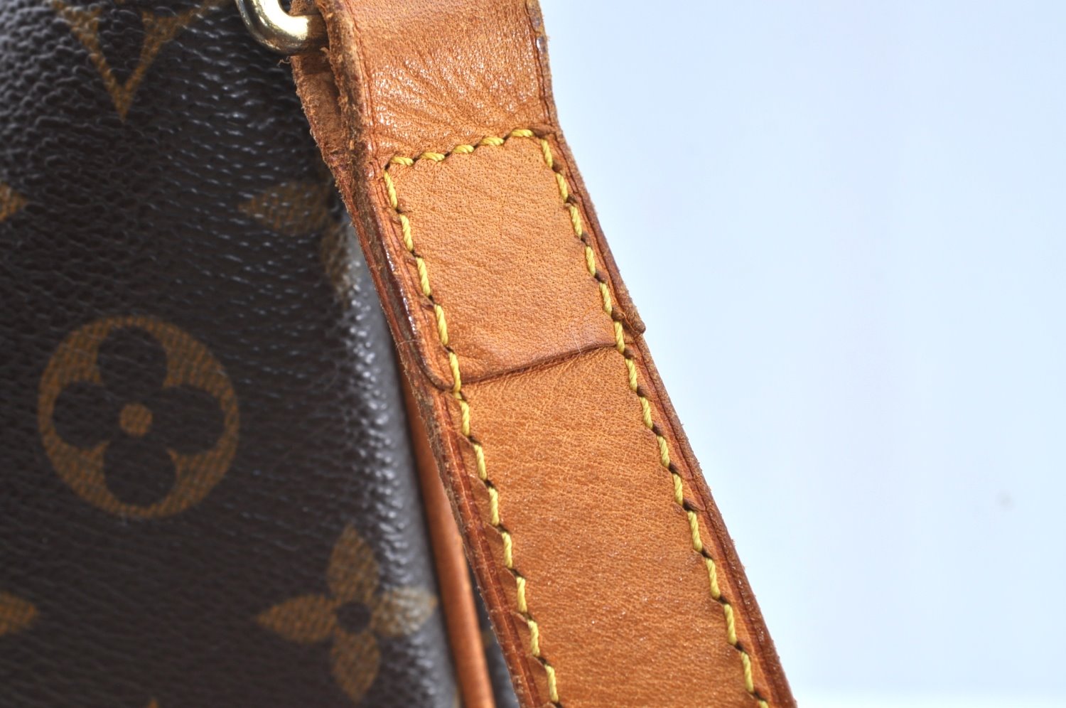 Authentic Louis Vuitton Monogram Musette Shoulder Cross Body Bag M51256 LV K6023