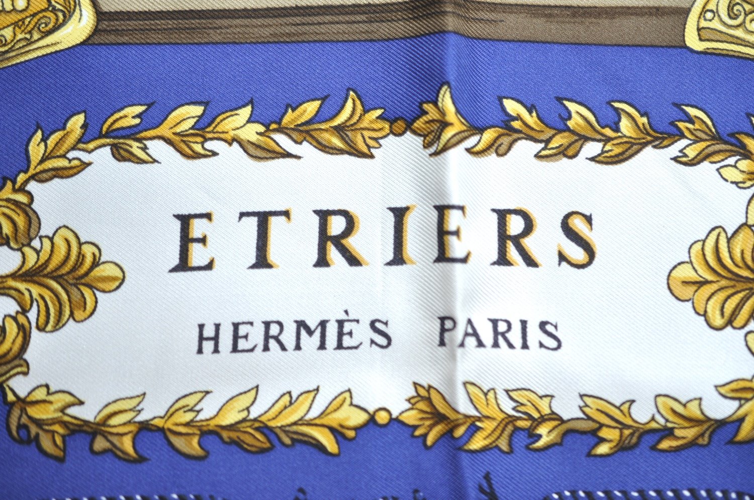 Authentic HERMES Carre 90 Scarf 