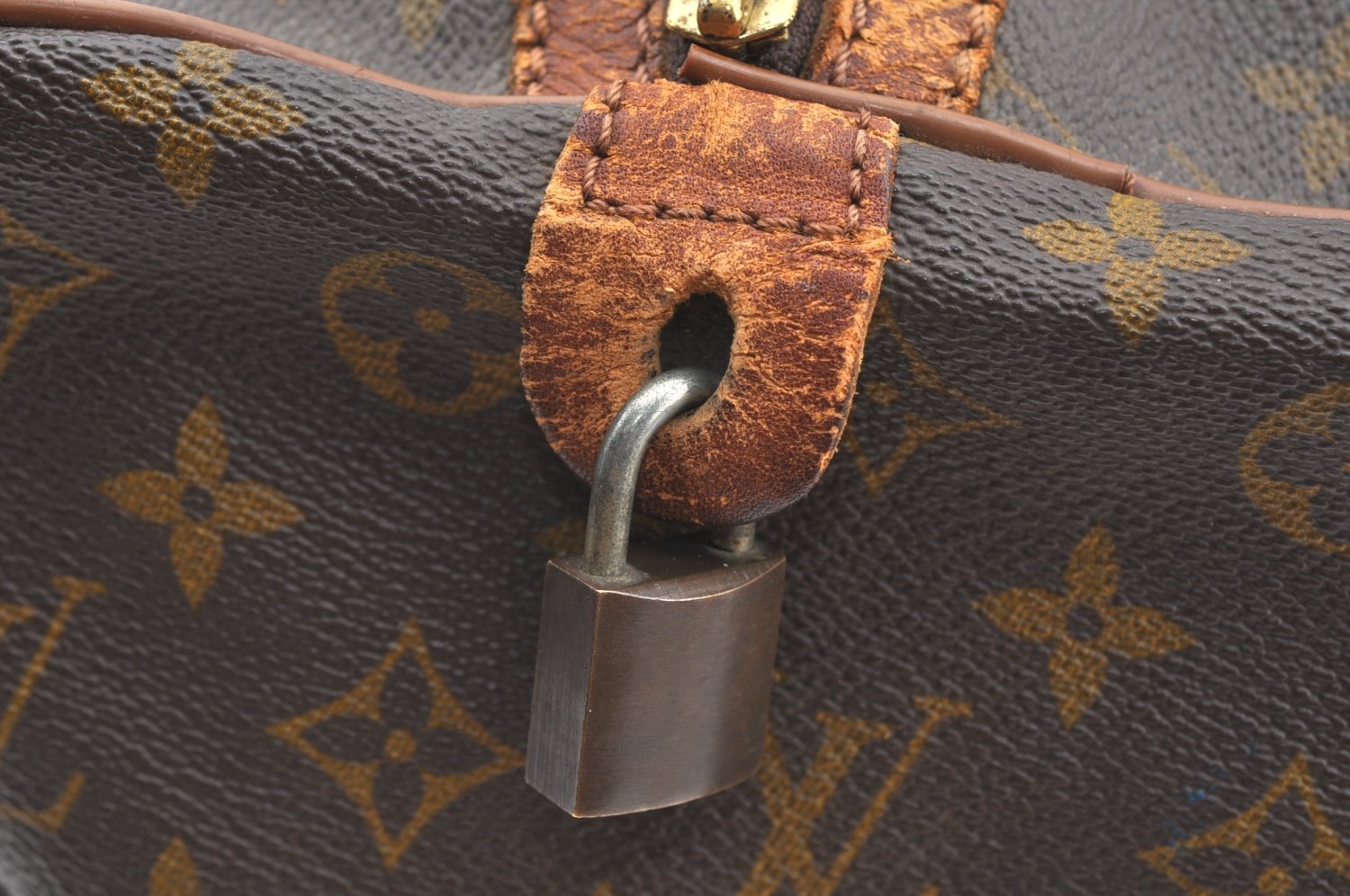 Authentic Louis Vuitton Monogram Sac Souple 35 Hand Boston Bag M41626 LV K6030