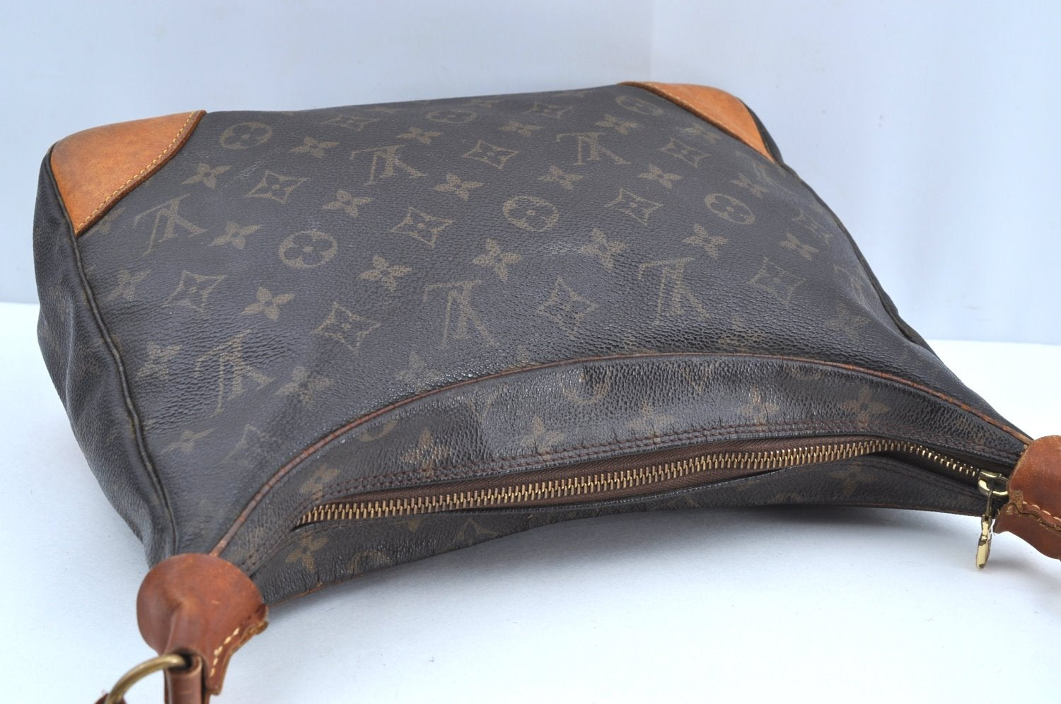 Authentic Louis Vuitton Monogram Boulogne 30 Shoulder Cross Bag M52165 LV K6033