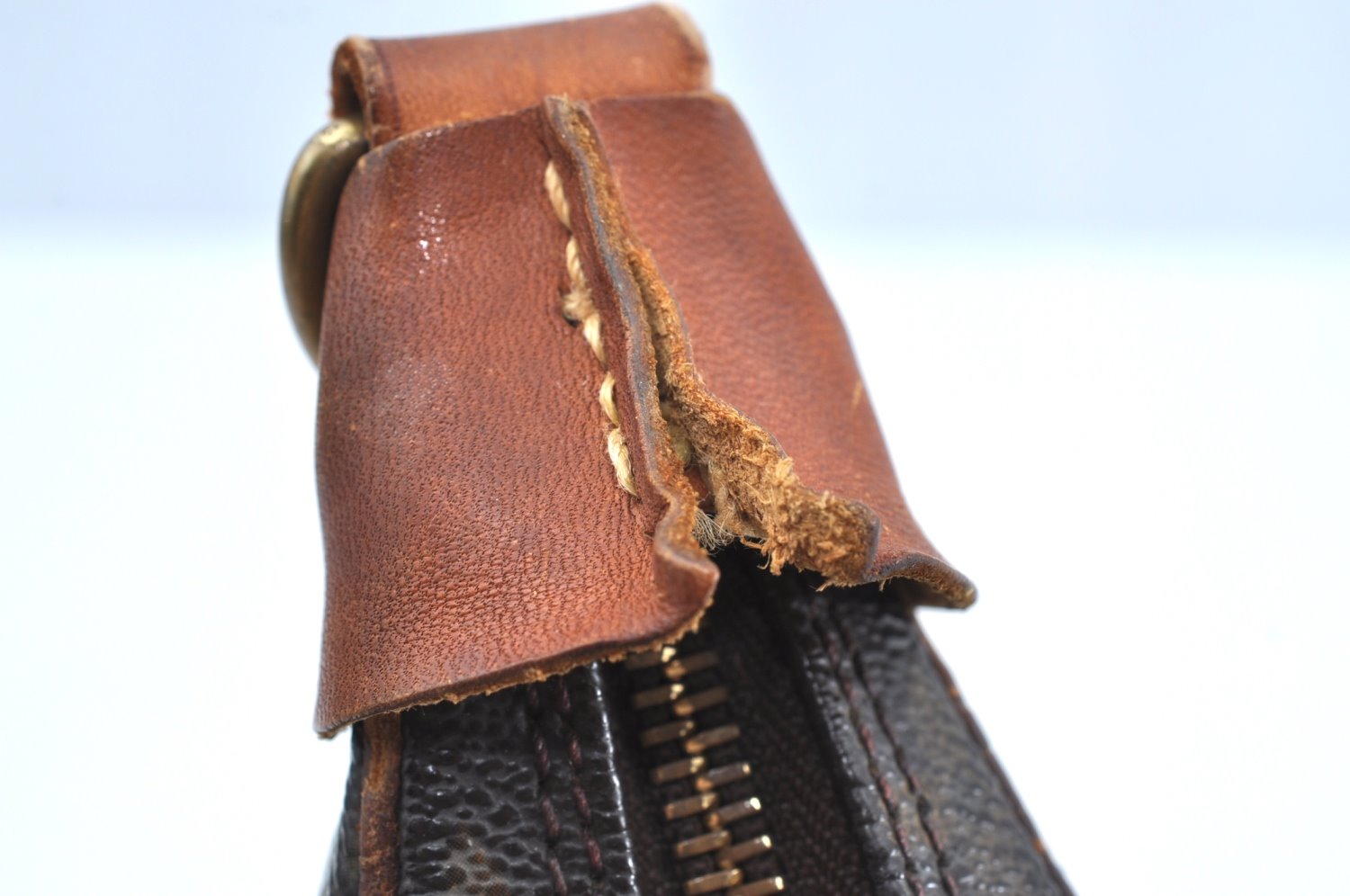 Authentic Louis Vuitton Monogram Boulogne 30 Shoulder Cross Bag M52165 LV K6033